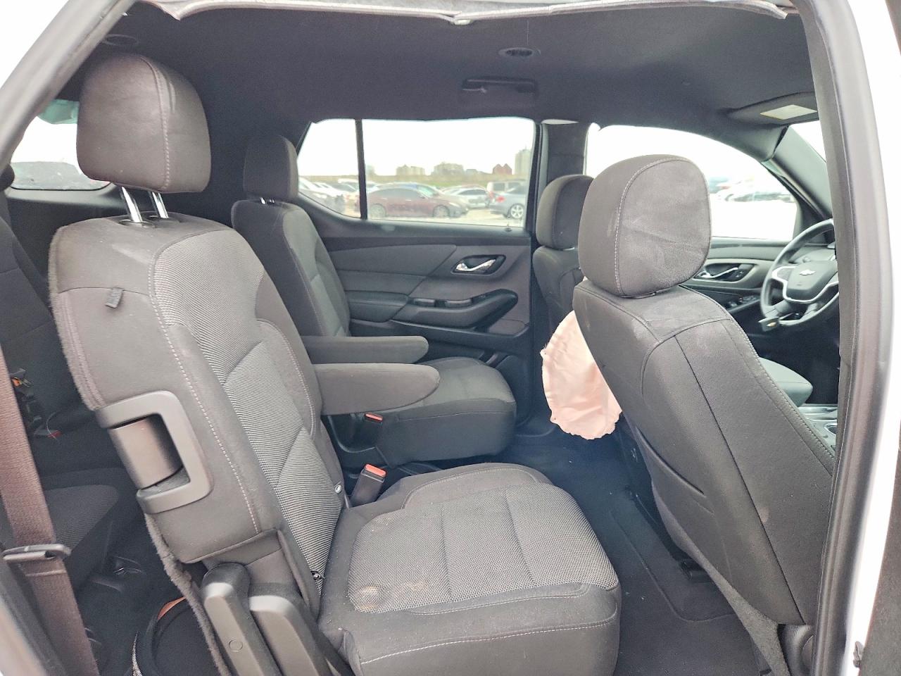 2023 CHEVROLET TRAVERSE LT photo 11