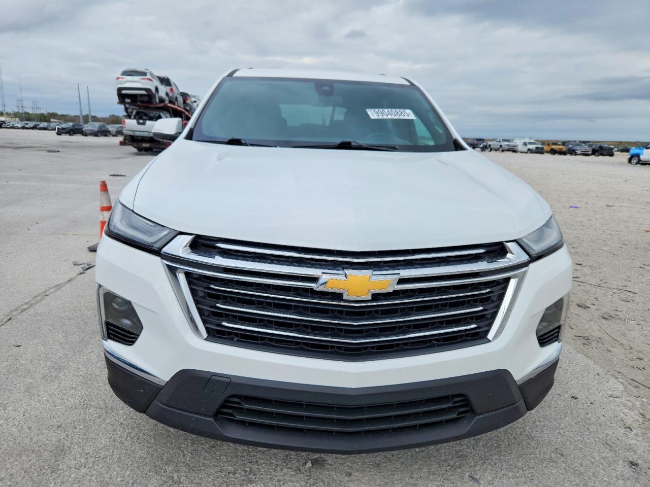 2023 CHEVROLET TRAVERSE LT photo 5