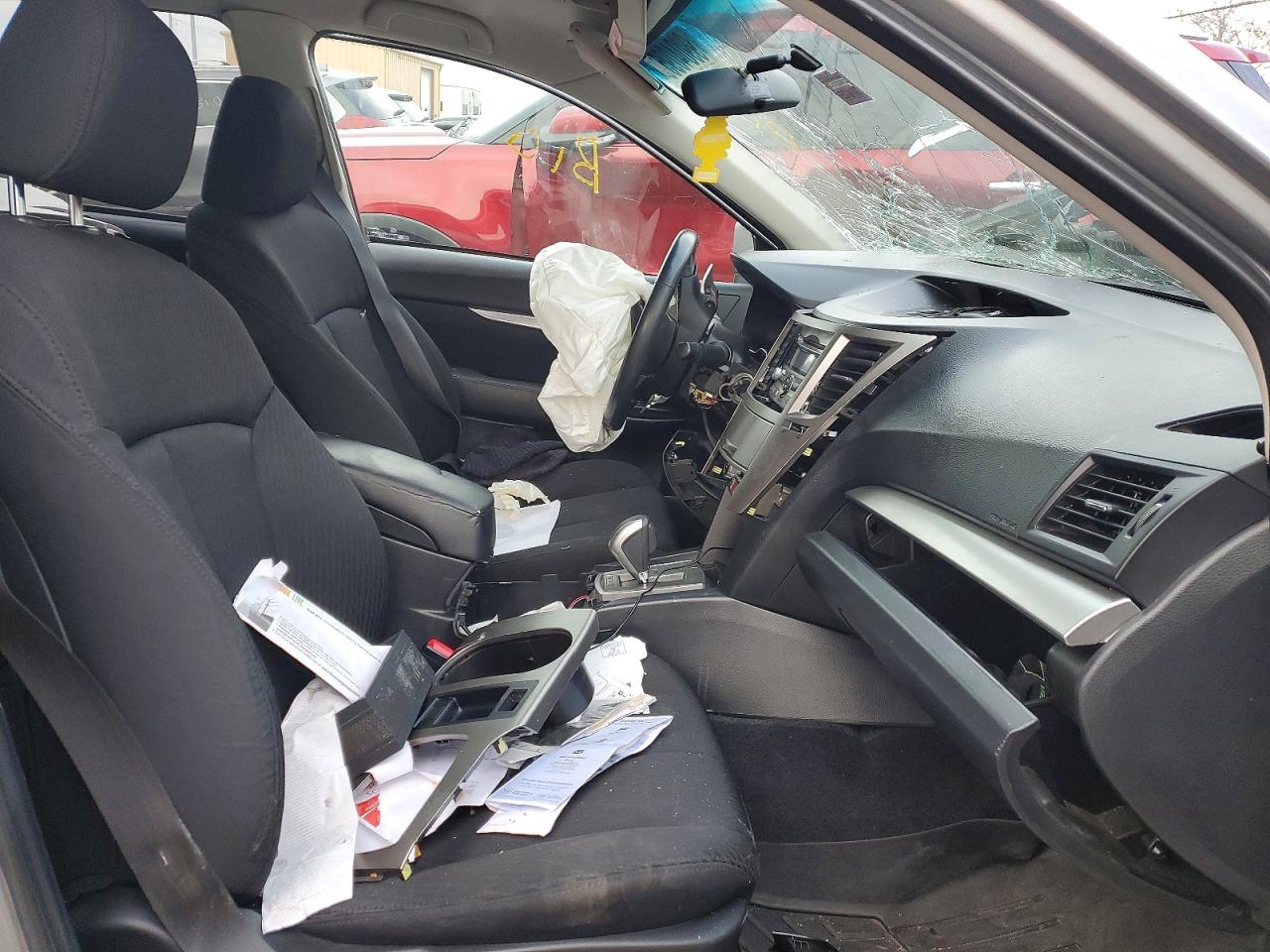 2011 SUBARU OUTBACK 2.5I PREMIUM photo 13