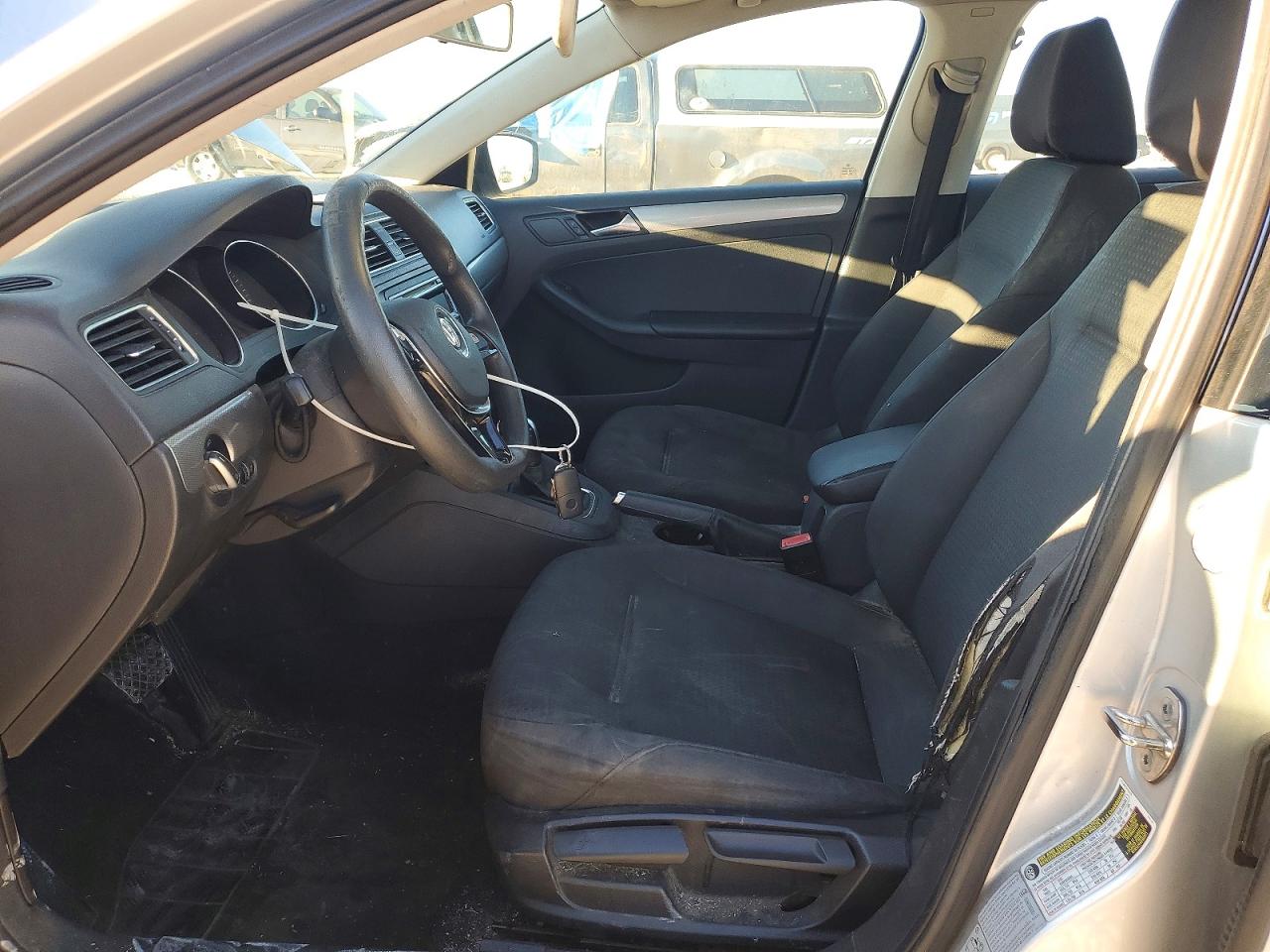 2015 VOLKSWAGEN JETTA SE photo 7