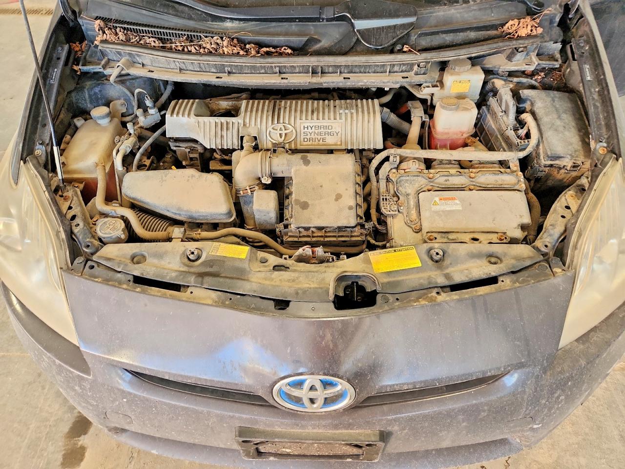 2010 TOYOTA PRIUS photo 11