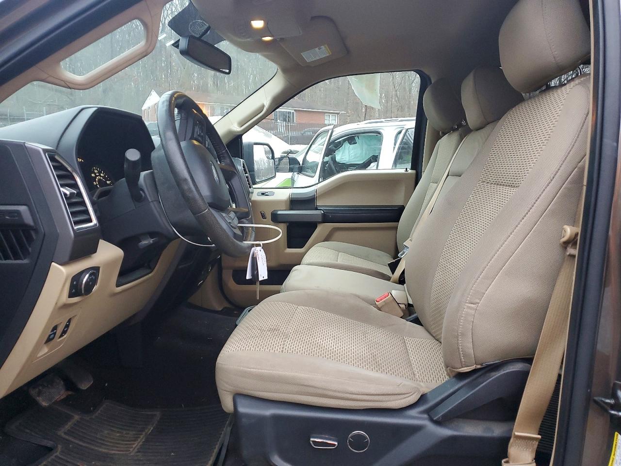 2015 FORD F150 SUPERCREW photo 13