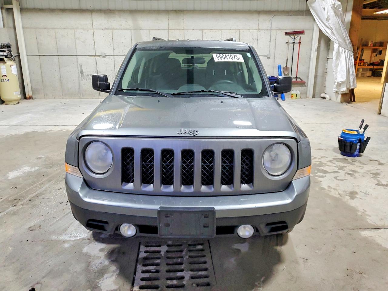 2012 JEEP PATRIOT SPORT photo 9