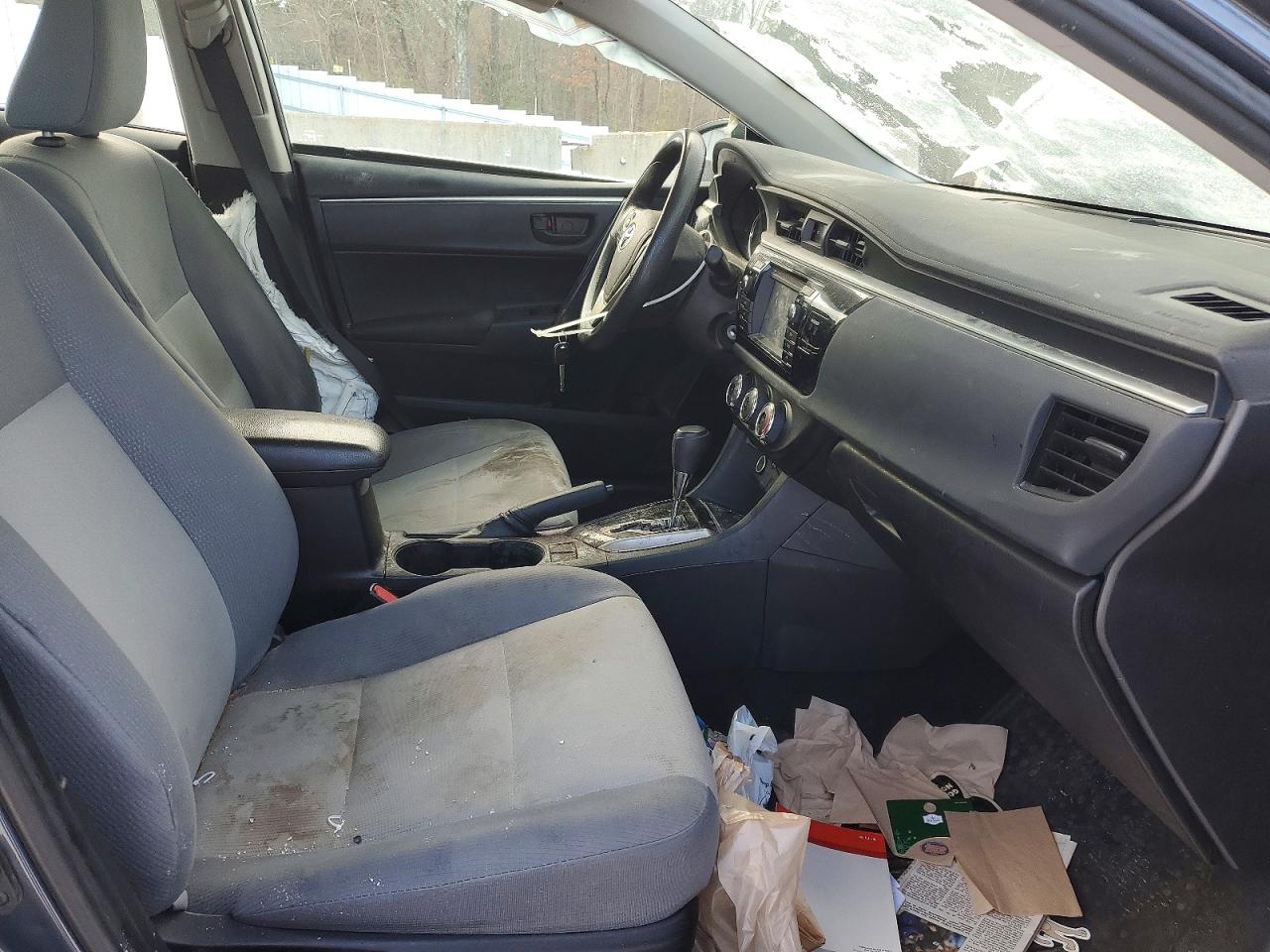 2016 TOYOTA COROLLA L photo 13