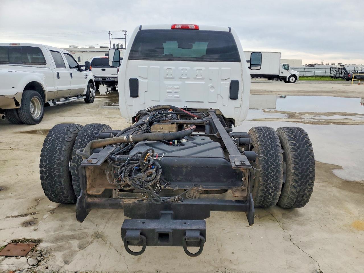 2015 CHEVROLET SILVERADO TRUCK CAB AND CHASSIS photo 6