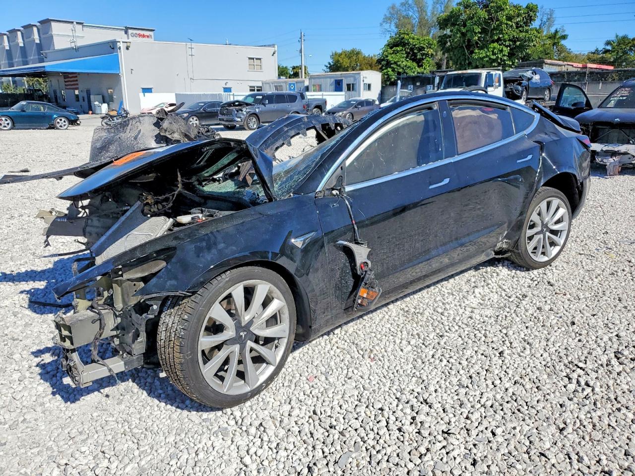 2018 TESLA MODEL 3