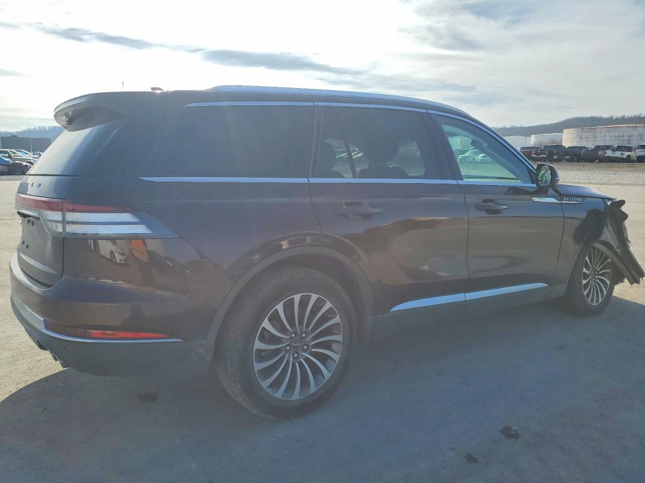 2020 LINCOLN AVIATOR RESERVE photo 3