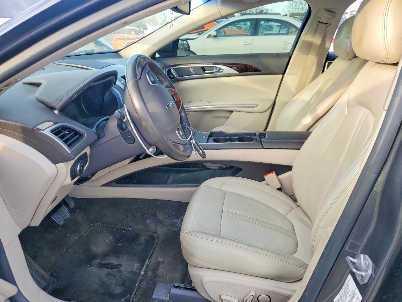 2016 LINCOLN MKZ photo 13