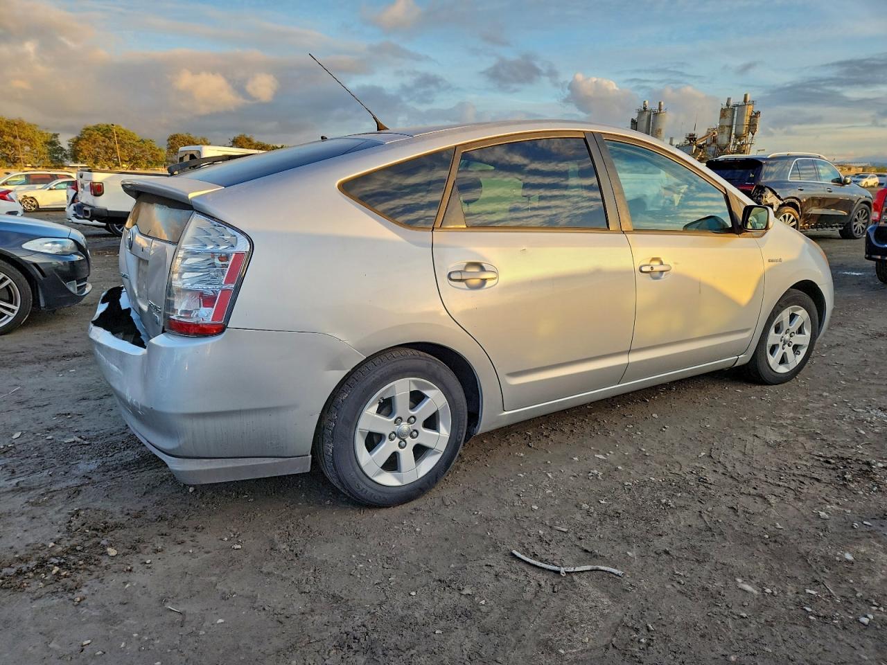 2008 TOYOTA PRIUS photo 5