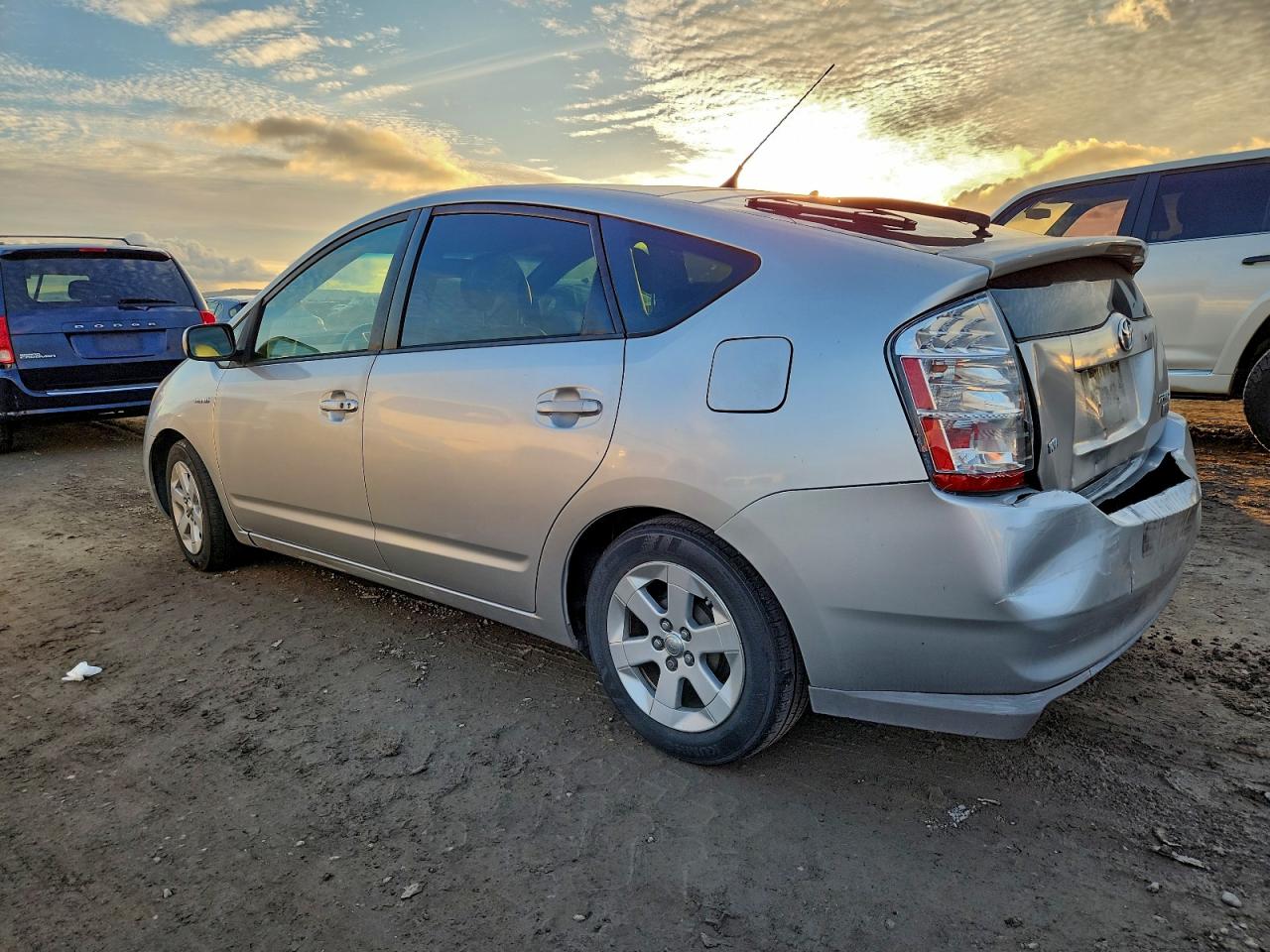 2008 TOYOTA PRIUS photo 3