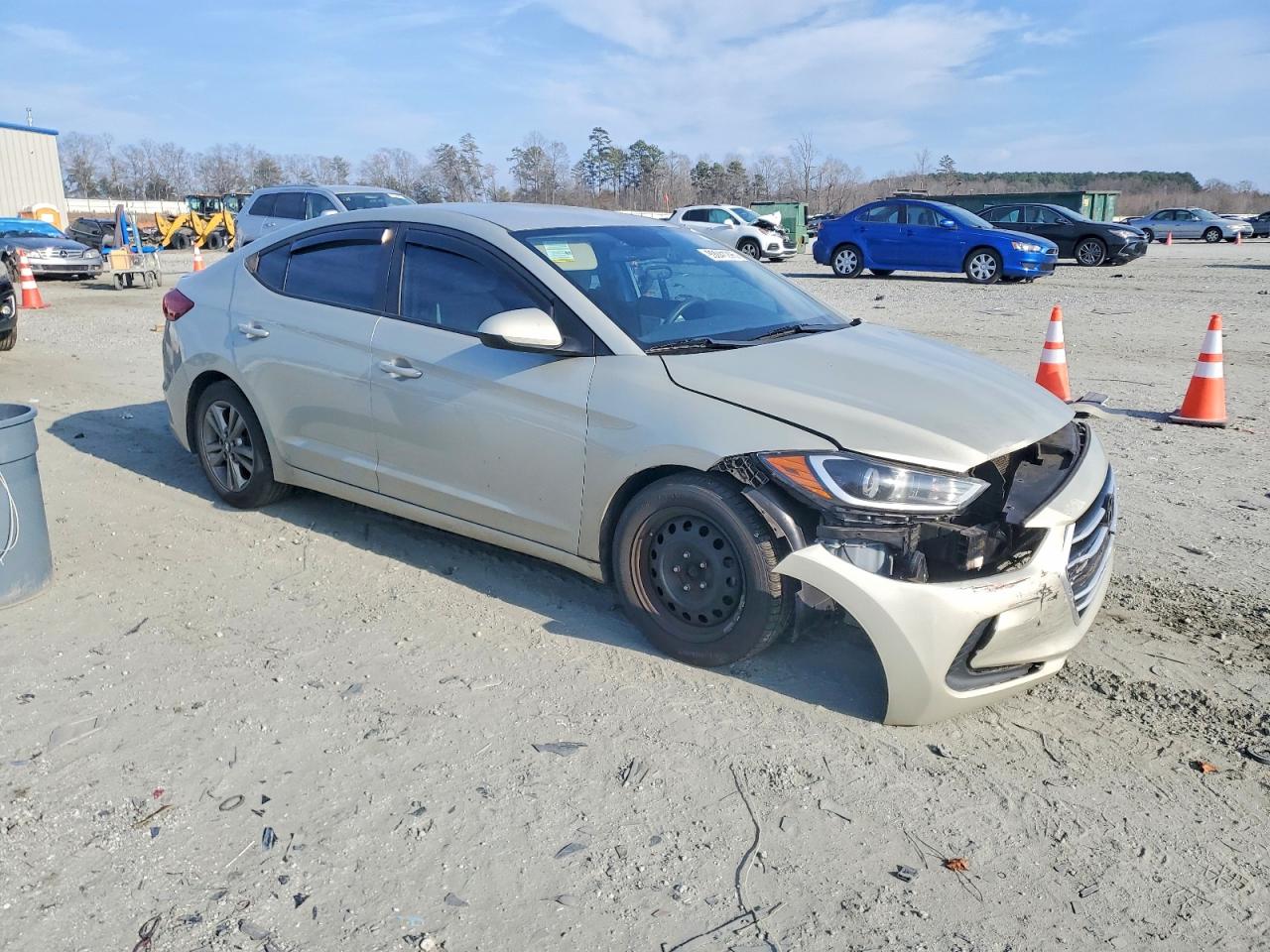 2017 HYUNDAI ELANTRA SE photo 4