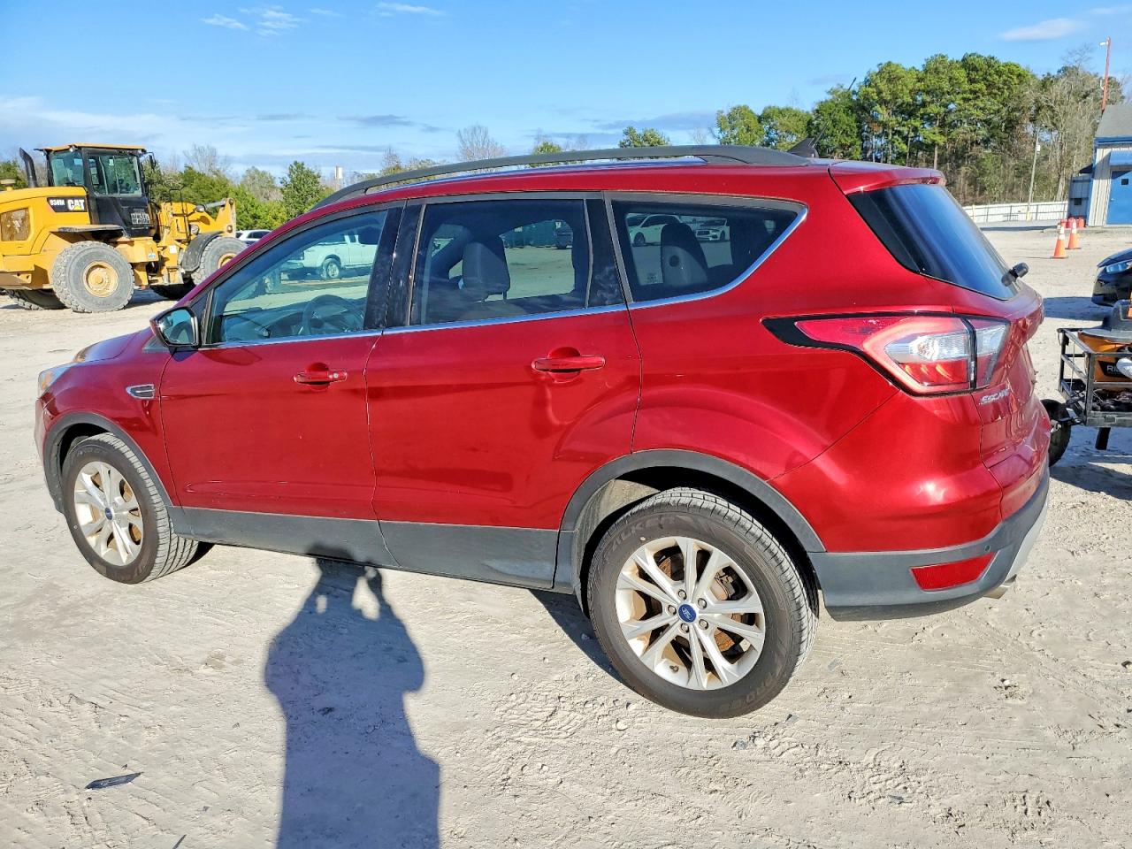 2018 FORD ESCAPE SEL photo 2