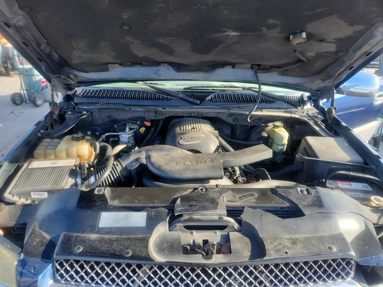 2002 CHEVROLET AVALANCHE C1500 photo 11