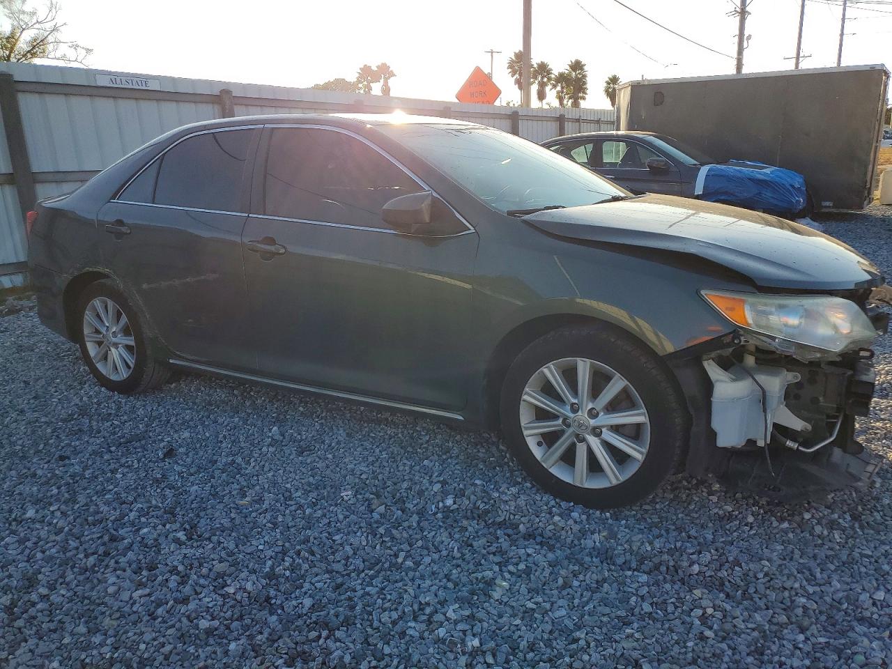 2013 TOYOTA CAMRY XLE V6 photo 7