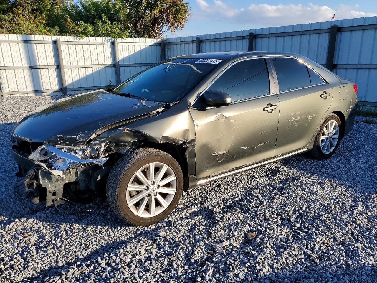 2013 TOYOTA CAMRY