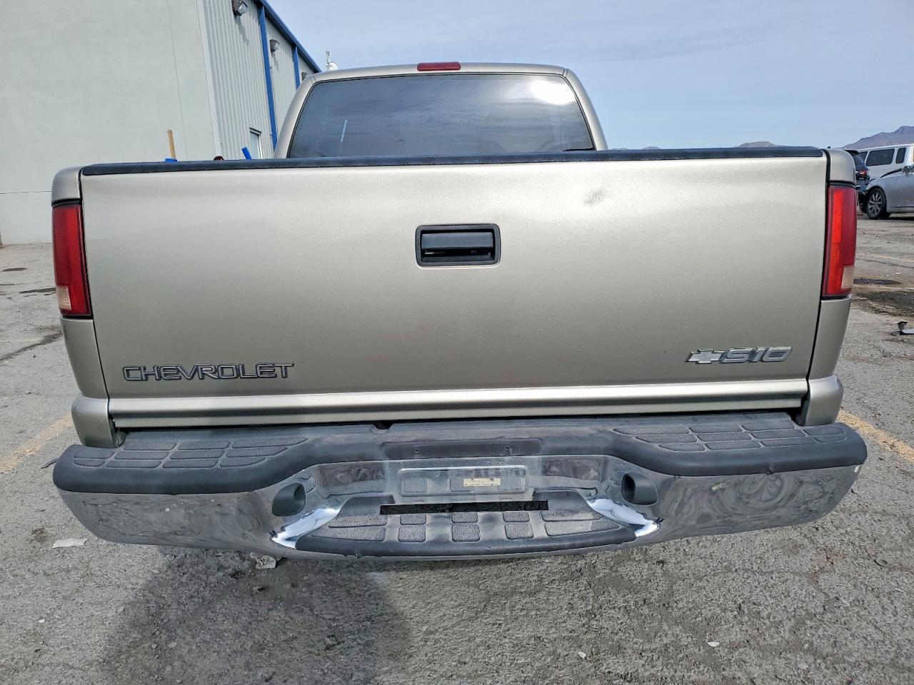 2001 CHEVROLET S TRUCK S10 photo 16