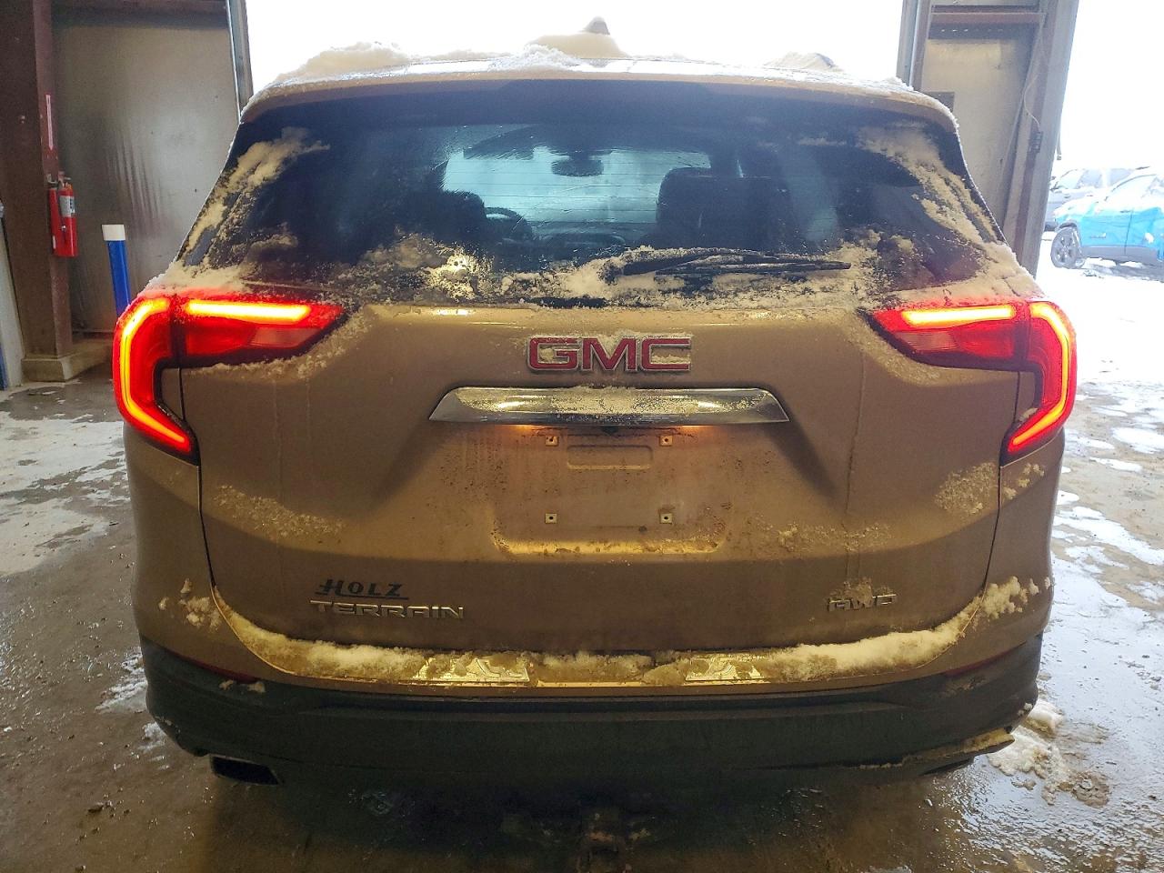 2018 GMC TERRAIN SLE photo 6