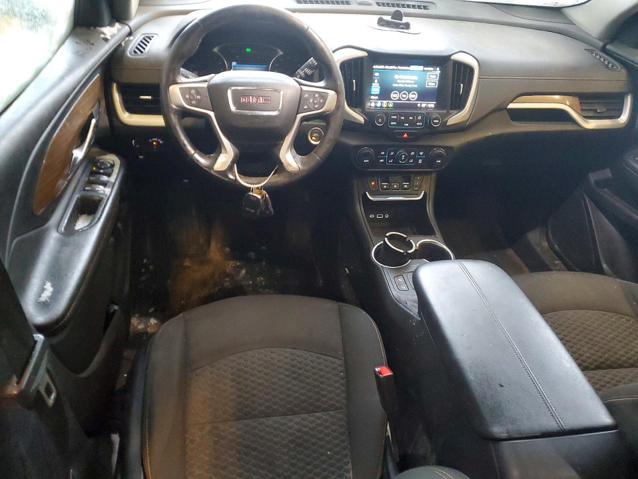 2018 GMC TERRAIN SLE photo 8