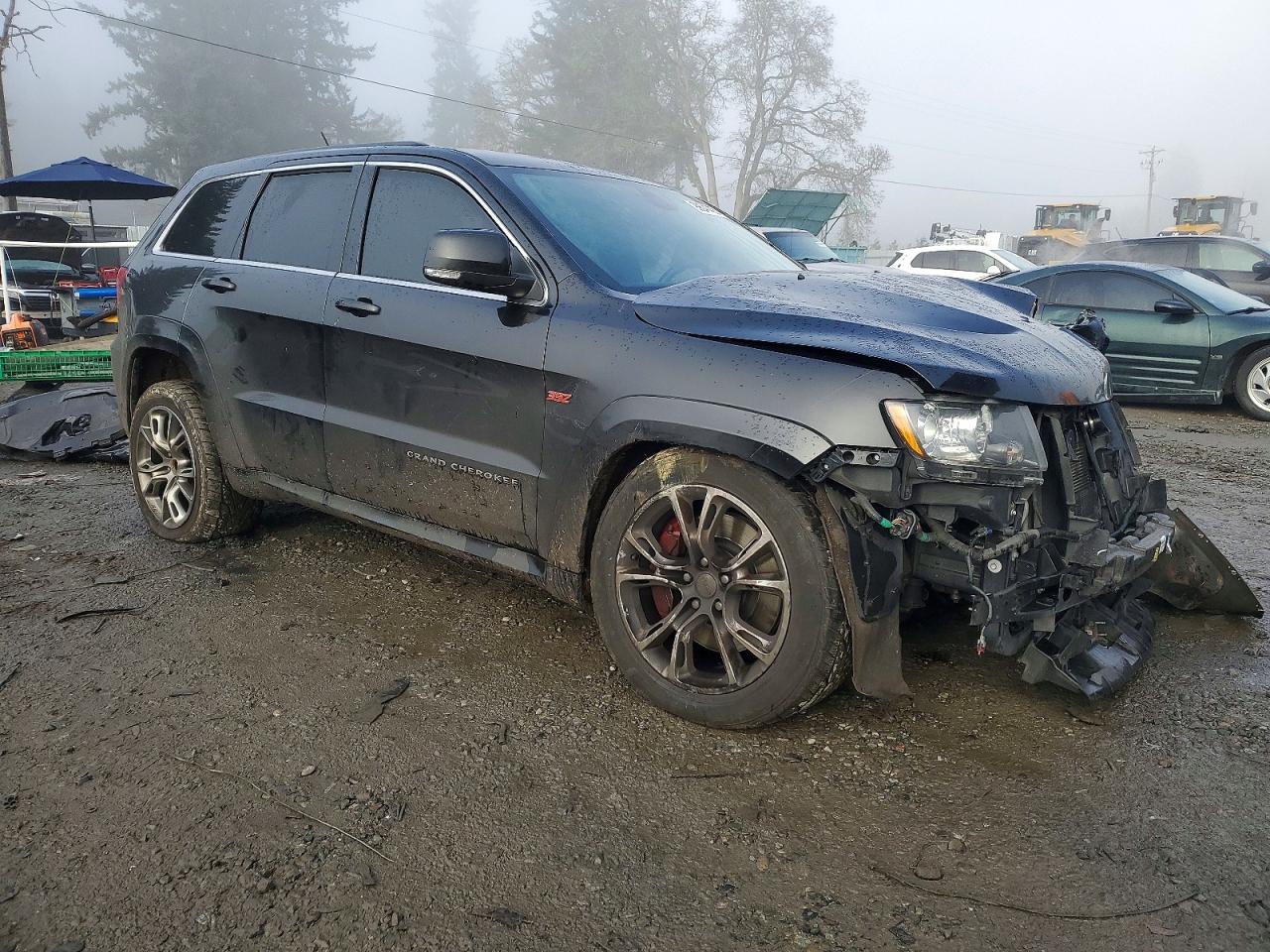 2012 JEEP GRAND CHEROKEE SRT-8 photo 4
