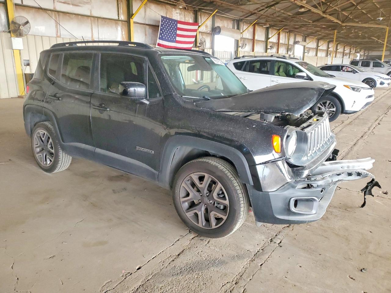 2017 JEEP RENEGADE LATITUDE photo 4