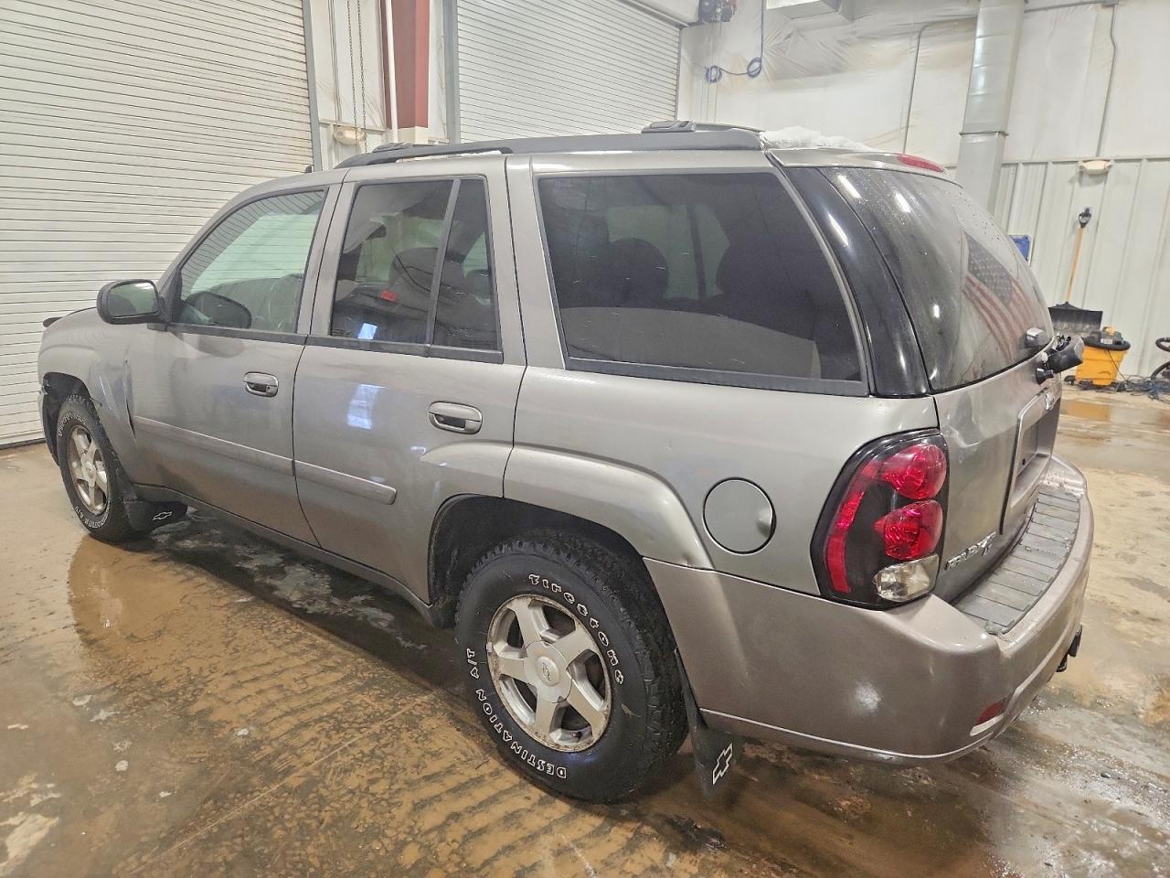 2007 CHEVROLET TRAILBLAZER LS photo 2