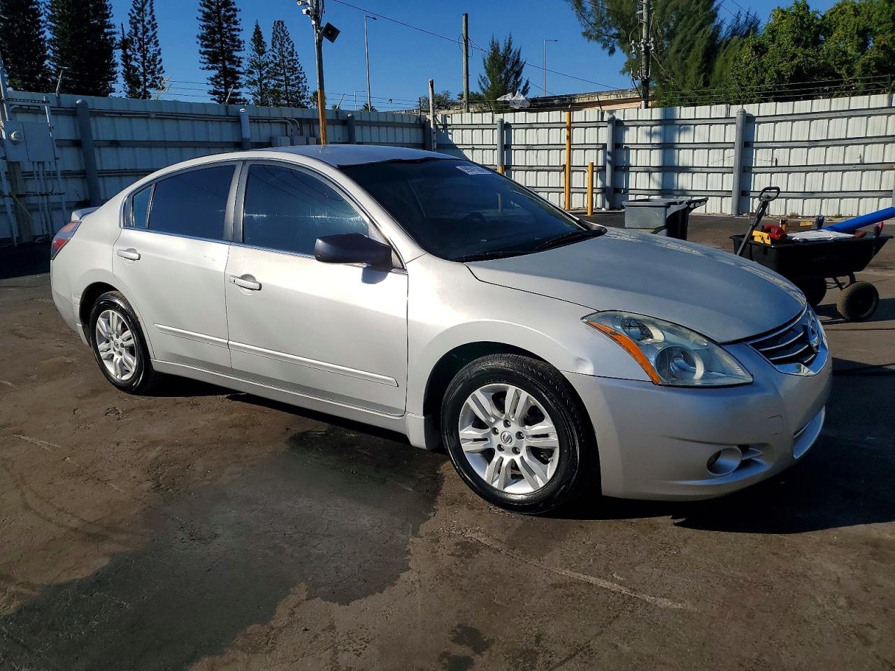 2011 NISSAN ALTIMA BASE photo 4