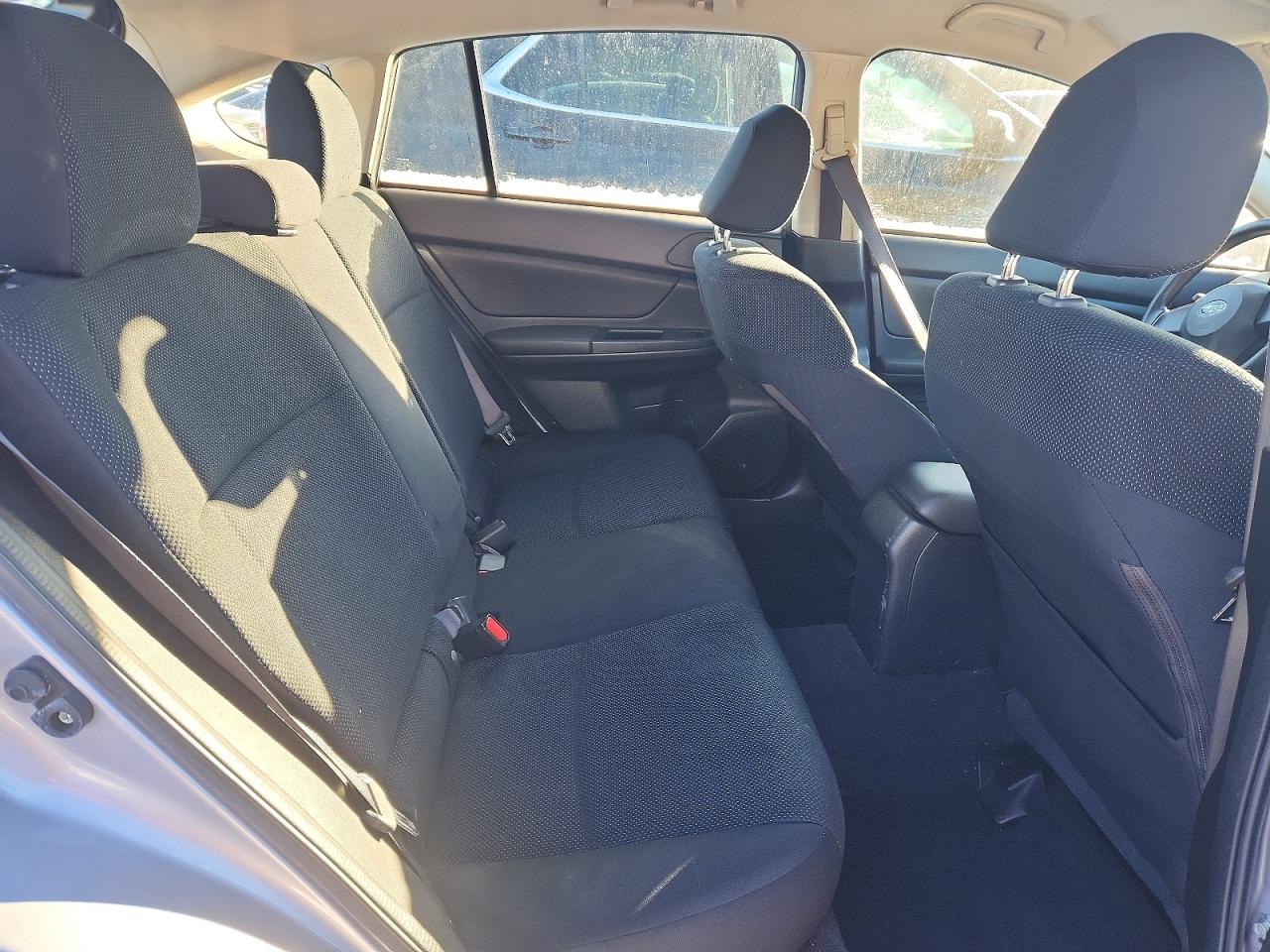 2012 SUBARU IMPREZA photo 10