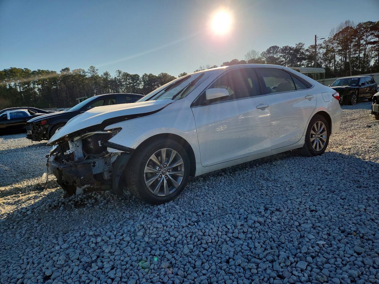 2016 TOYOTA CAMRY