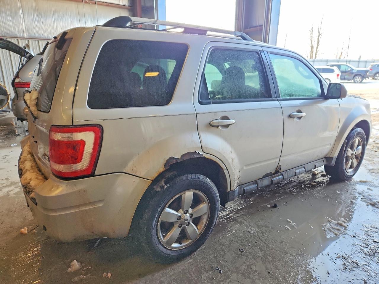 2011 FORD ESCAPE LIMITED photo 3