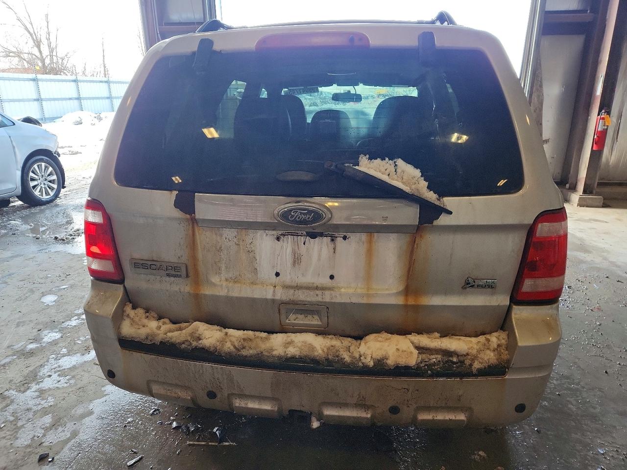 2011 FORD ESCAPE LIMITED photo 6