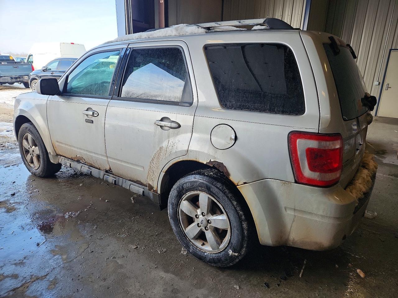 2011 FORD ESCAPE LIMITED photo 2
