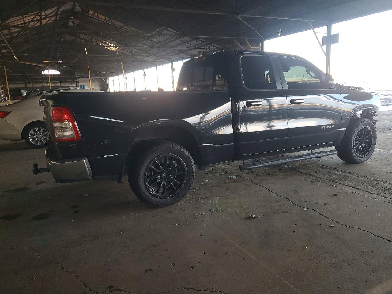 2019 RAM 1500 BIG HORN/LONE STAR photo 3