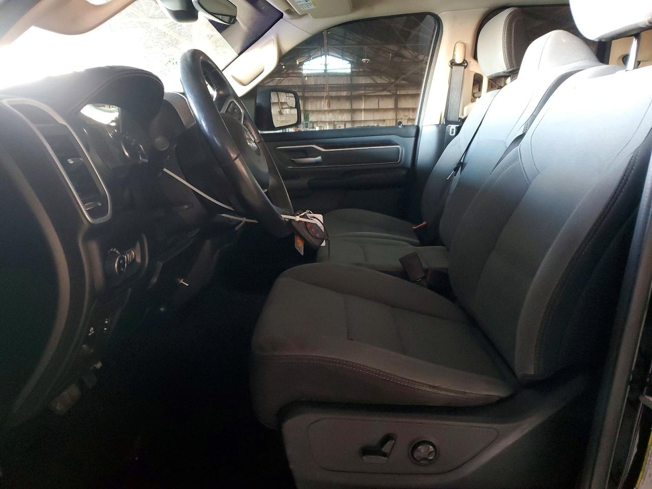 2019 RAM 1500 BIG HORN/LONE STAR photo 7