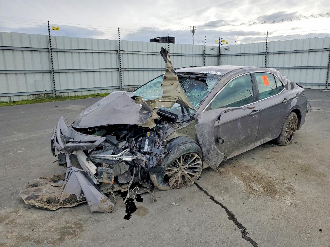 2020 TOYOTA CAMRY