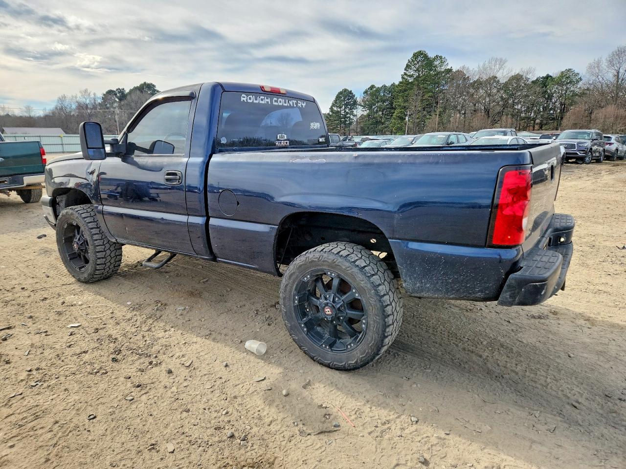 2007 CHEVROLET SILVERADO K1500 CLASSIC photo 2
