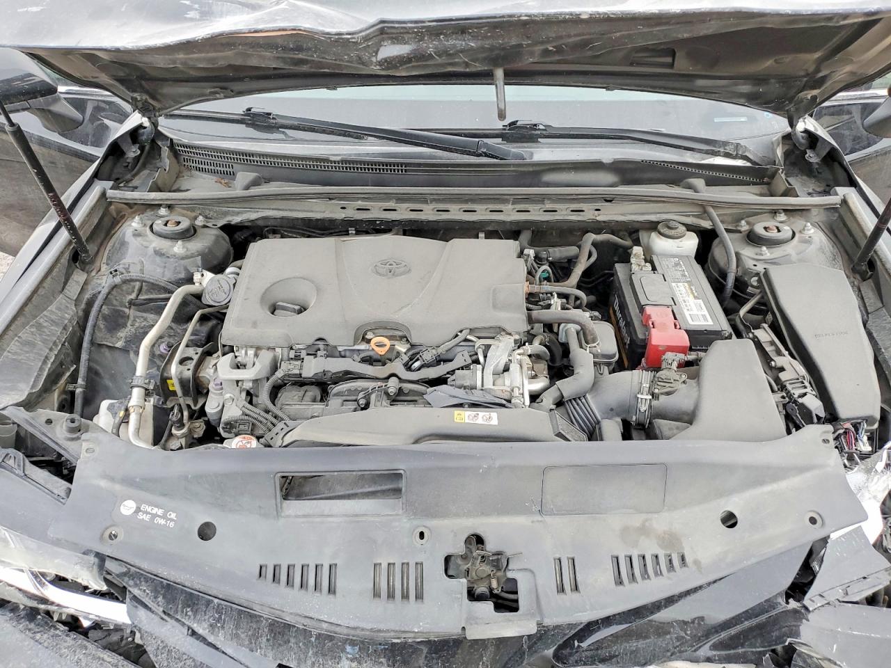 2020 TOYOTA CAMRY LE photo 21