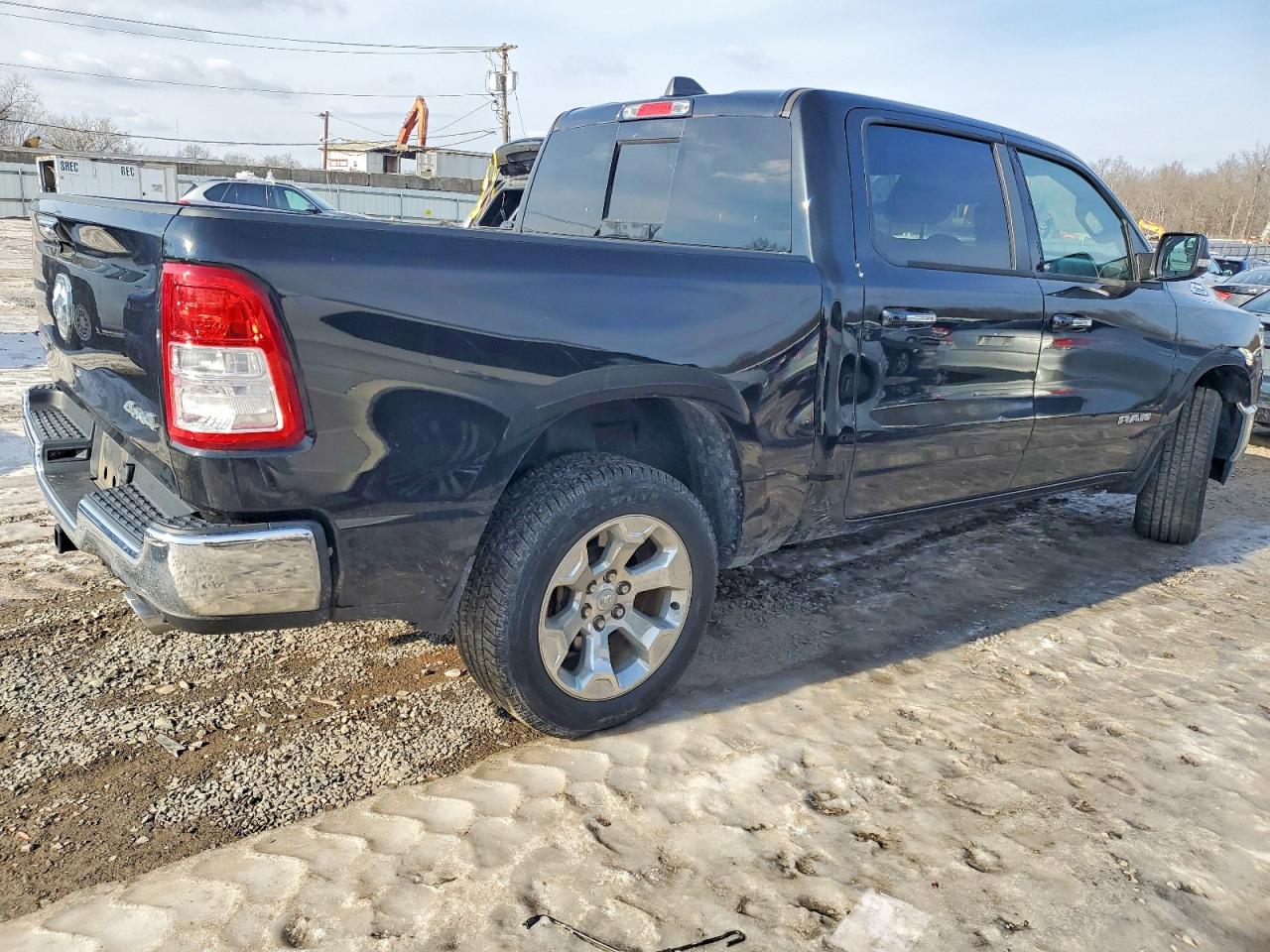 2019 RAM 1500 BIG HORN/LONE STAR photo 3