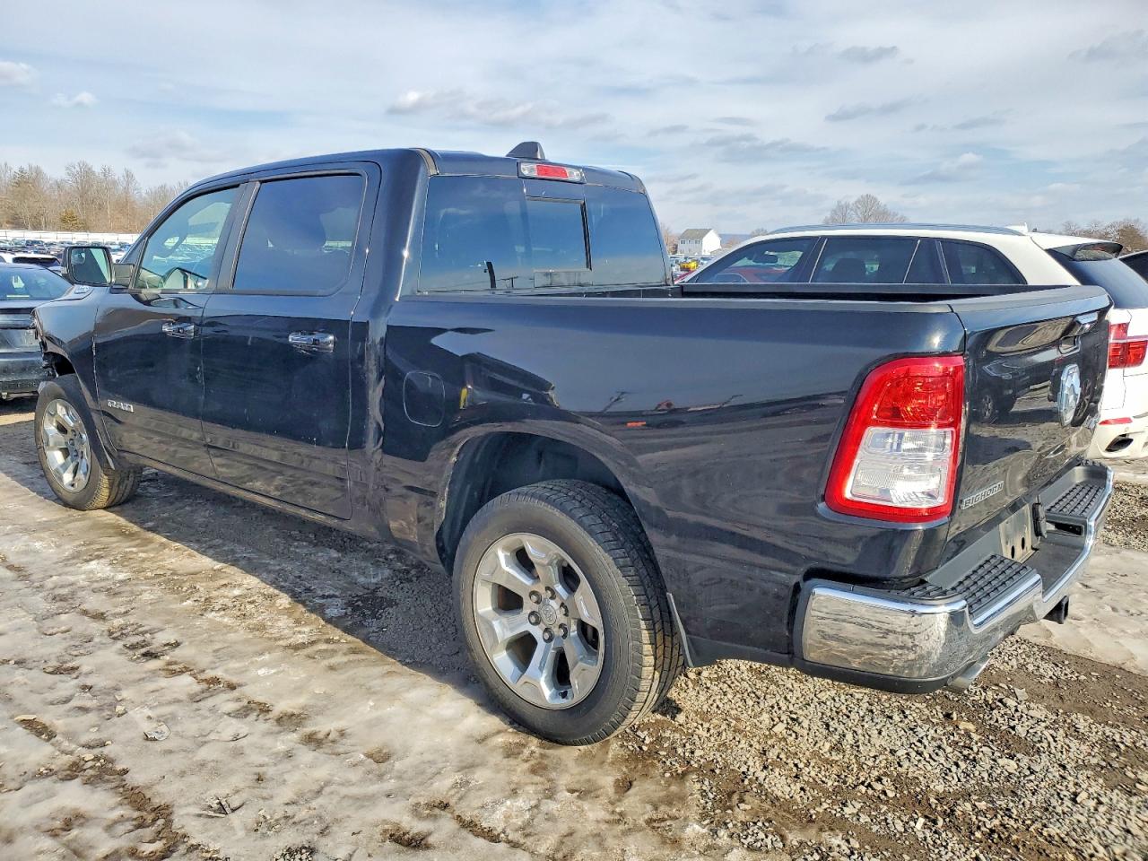 2019 RAM 1500 BIG HORN/LONE STAR photo 2