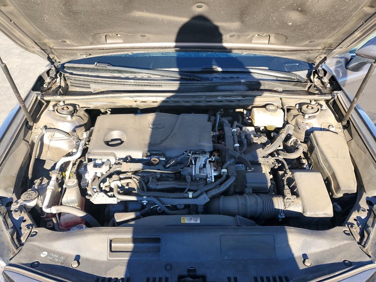 2020 TOYOTA CAMRY LE photo 21