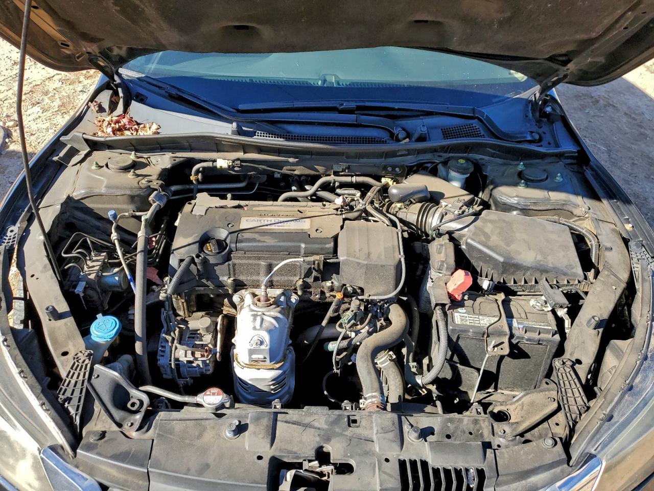 2015 HONDA ACCORD LX photo 11