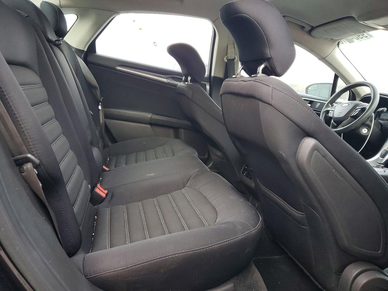 2014 FORD FUSION SE photo 10