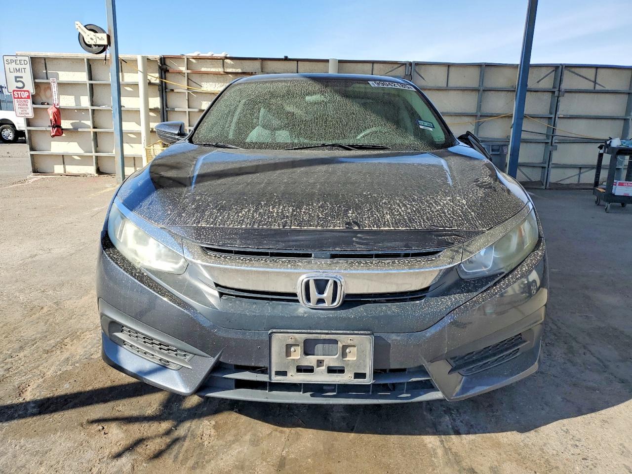 2016 HONDA CIVIC LX photo 5