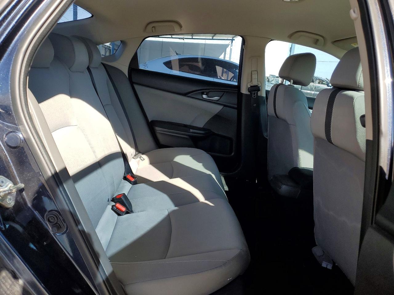 2016 HONDA CIVIC LX photo 10