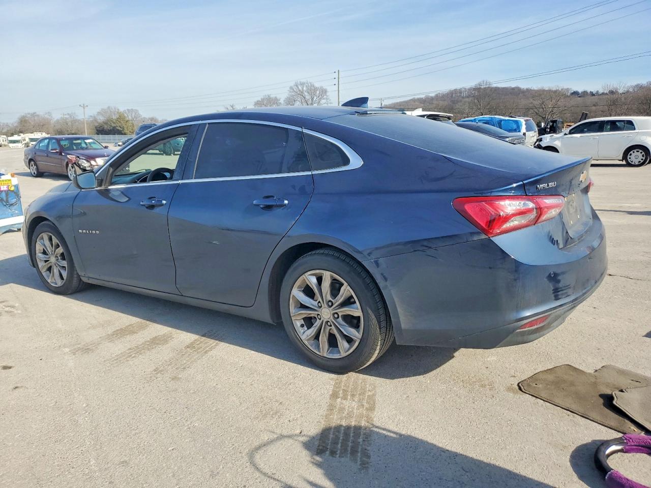 2020 CHEVROLET MALIBU LT photo 2