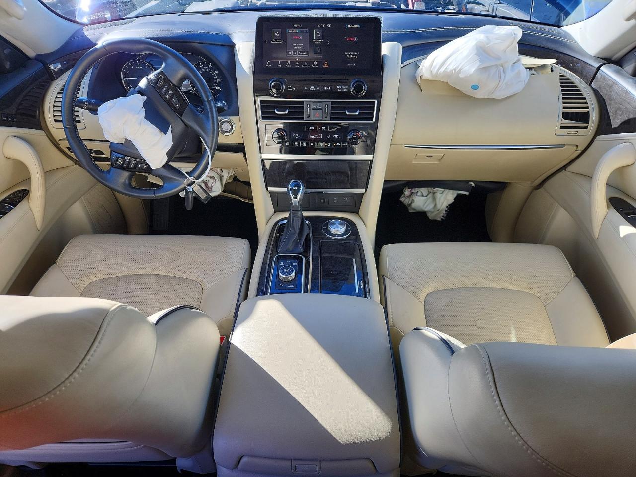 2022 INFINITI QX80 LUXE photo 8