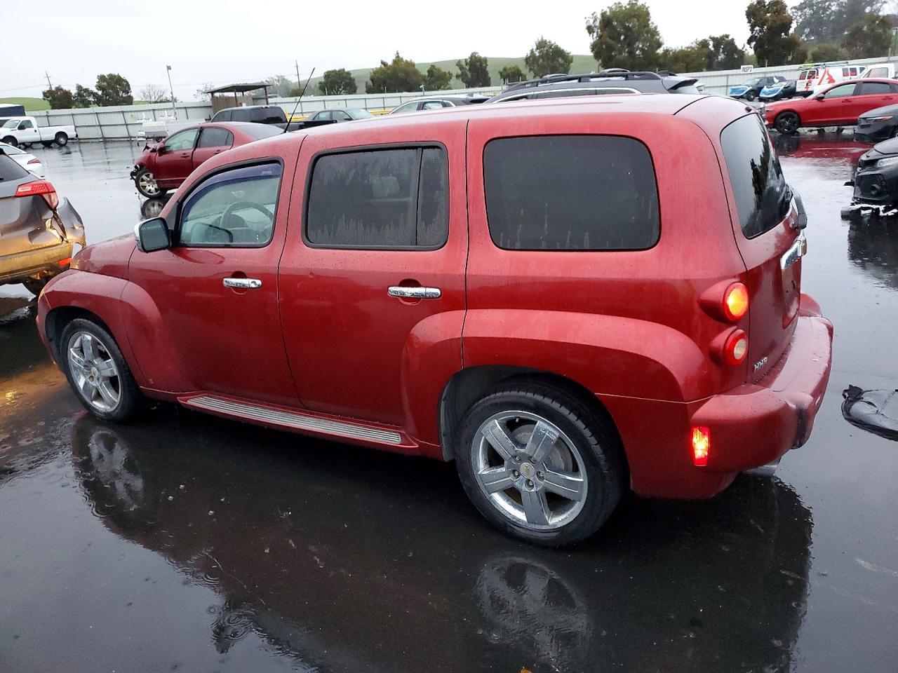 2009 CHEVROLET HHR LT photo 2