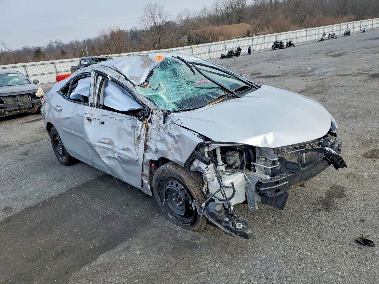 2016 TOYOTA COROLLA L photo 4