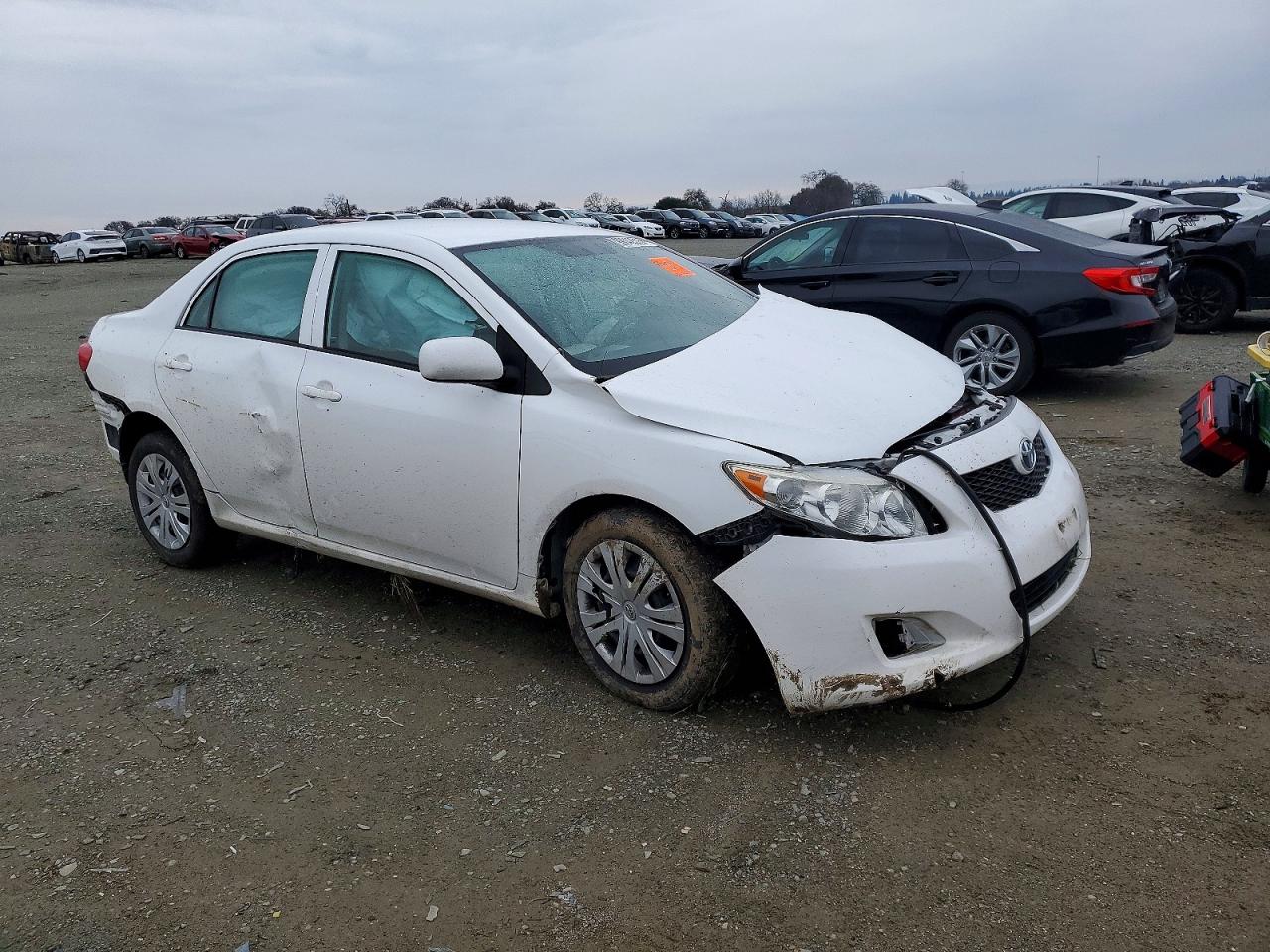 2010 TOYOTA COROLLA BASE photo 4