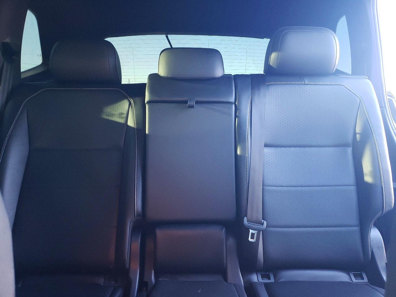 2021 VOLKSWAGEN TIGUAN SE photo 19