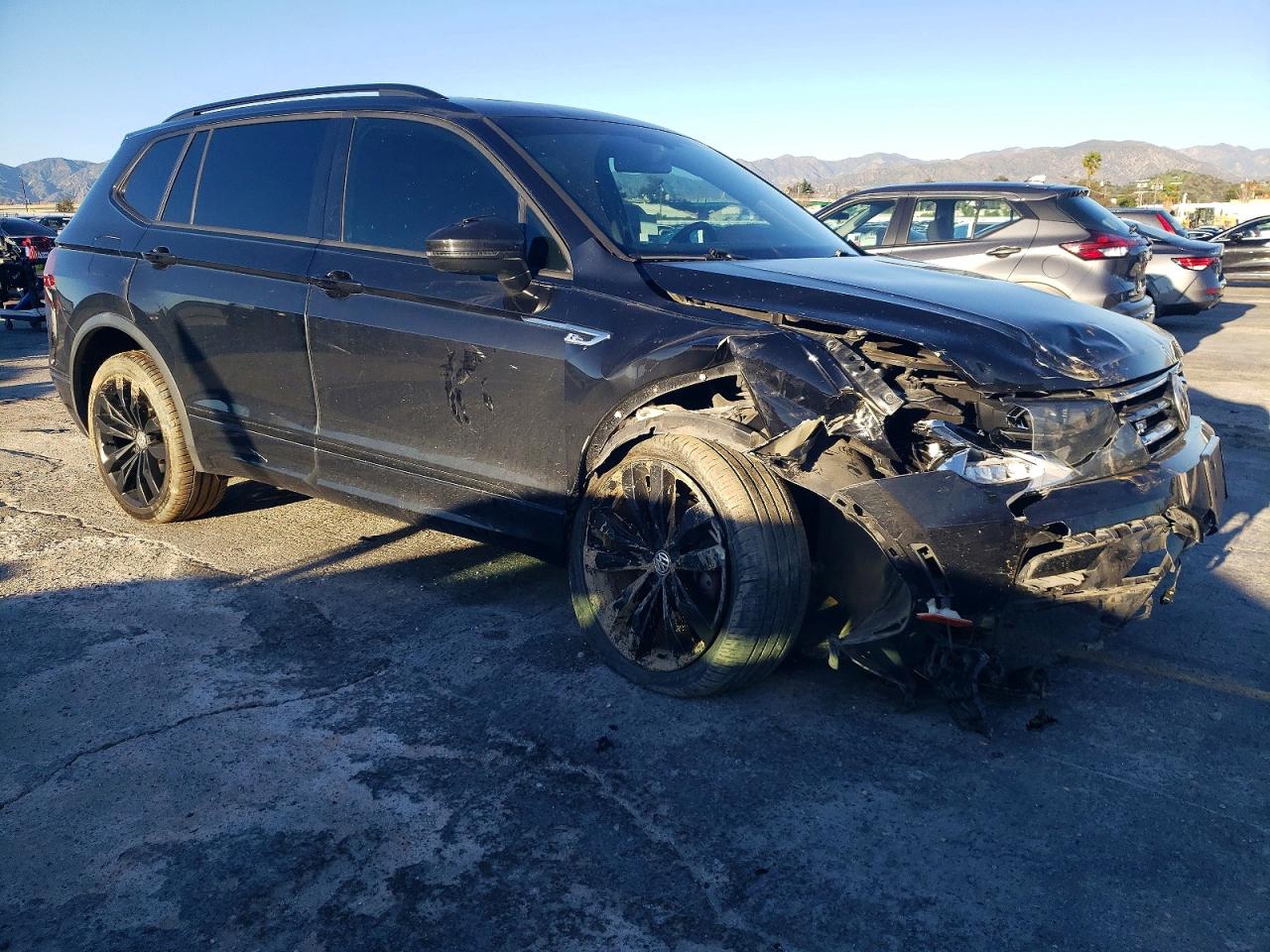 2021 VOLKSWAGEN TIGUAN SE photo 7